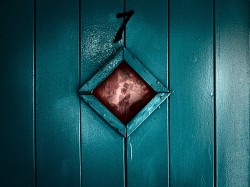 kings_rest_door_01_02-FLAT